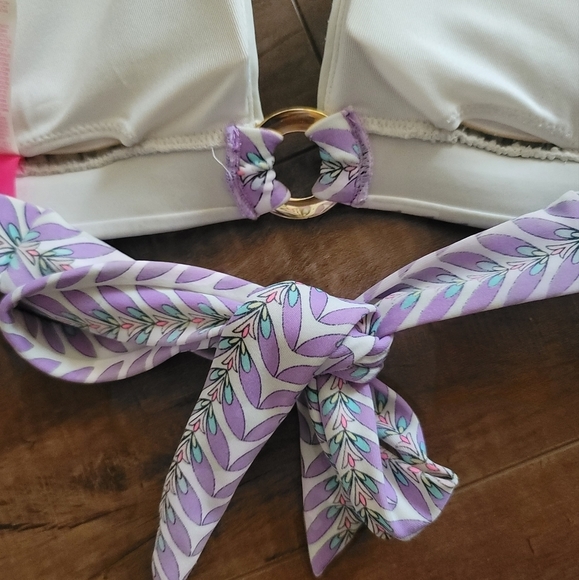 VICTORIA'S Secret Bikini Padded Top Size Small Petite - Picture 6 of 13